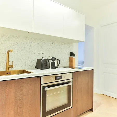 Lejlighed Charming 2br - 6p - Eiffel Tower Paris