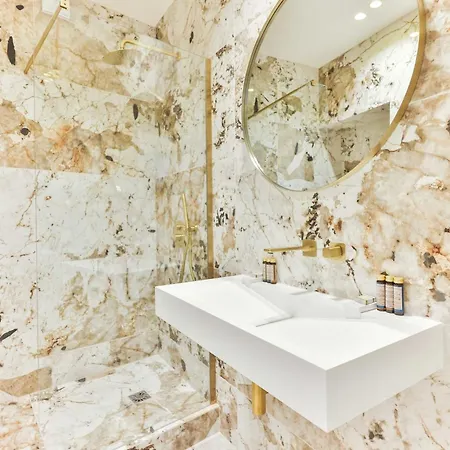 Charming 2br - 6p - Eiffel Tower * パリ